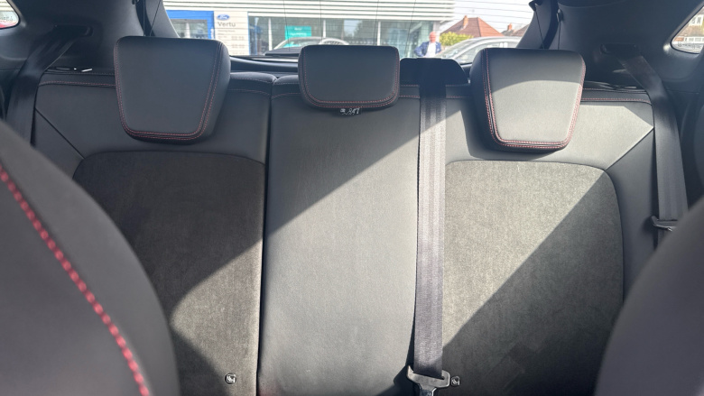 Ford Puma ST 1.0 EcoBoost Hybrid mHEV ST 5dr DCT Petrol Hatchback